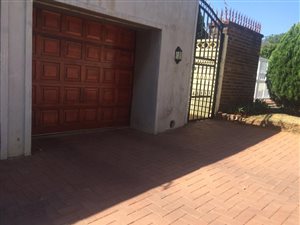 1 Bed House in Emmarentia