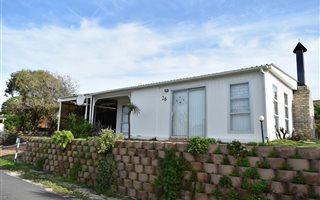 2 Bedroom House in Van Riebeeckstrand