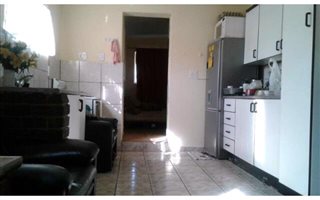 1 Bedroom Flat in Cresslawn