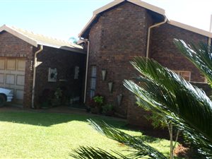 2 Bed House in Florauna
