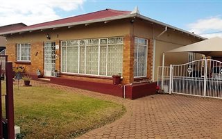3 Bedroom House in Georginia
