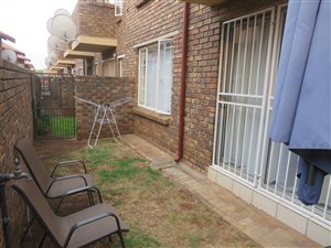 1 Bed Simplex in Highveld