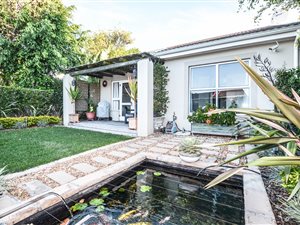2 Bed Townhouse in Milnerton Central