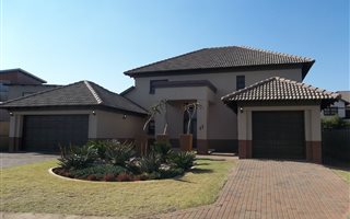 3 Bedroom House in Midfield Estate