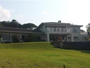 5 Bed House in Umzumbe