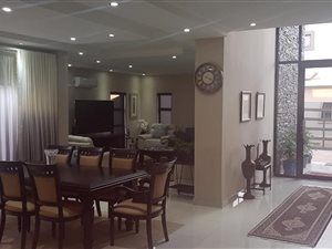 5 Bed Cluster in Bedfordview