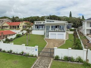 3 Bed House in Uvongo
