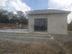 8500 m² Land available in Glen Austin