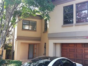 4 Bed House in Eldoraigne