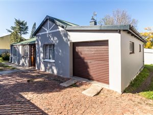 3 Bed House in George South
