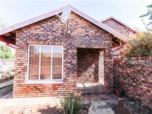 3 Bed Cluster in Risiville