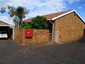 2 Bed Townhouse in Rangeview