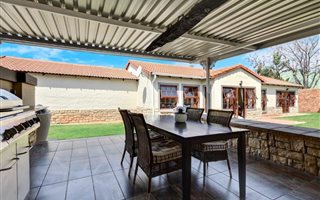 3 Bedroom House in Kyalami Ridge
