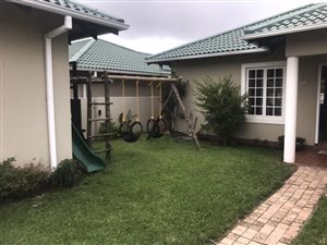 3 Bed Townhouse in Mt Edgecombe