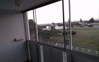 3 Bedroom Apartment in Milnerton Central
