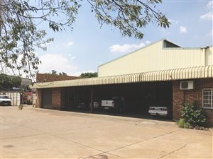 2200 m² Commercial space in Wadeville
