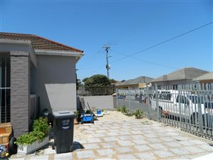 3 Bed House in Avondale