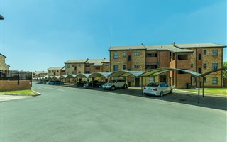 2 Bedroom Apartment in Erand Gardens