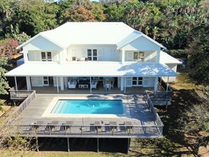 5 Bed House in Southbroom