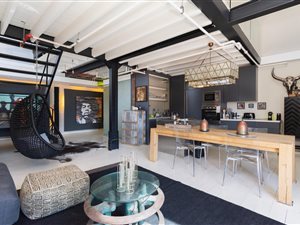2 Bed Apartment in Cape Town City Centre