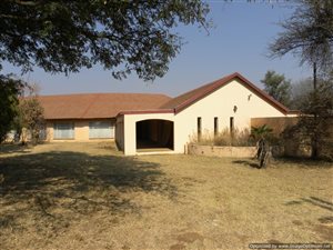 4 Bed House in Roodeplaat