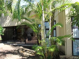 5 Bed Apartment in Zinkwazi Beach