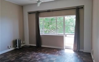 Bachelor apartment in Linksfield Ridge