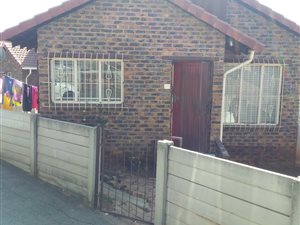 2 Bed Cluster in Mondeor