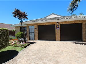 3 Bed Townhouse in Beverley Grove