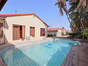 4 Bed House in Sunninghill