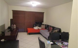 2 Bedroom Apartment in Buccleuch
