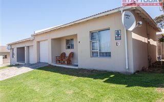3 Bedroom Townhouse in Algoa Park