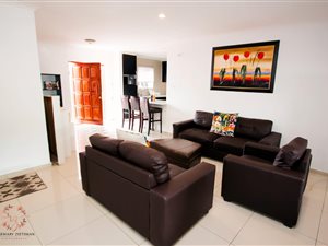 6 Bed House in West Riding