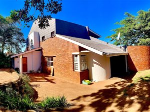4 Bed House in Freeland Park