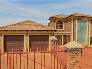 3 Bed House in Clarina