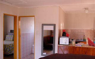 2 Bedroom House in King Williams Town