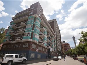 2 Bed Apartment in Hillbrow