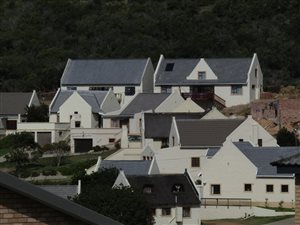 3 Bed House in Voorbaai