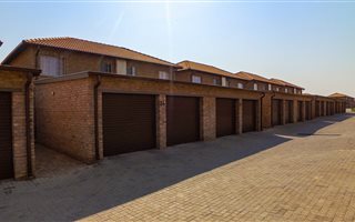 3 Bedroom Townhouse in Annlin
