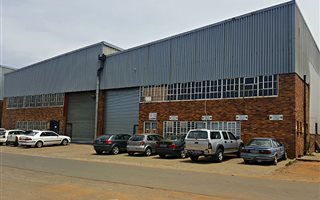 1150 m² Industrial space in Driehoek