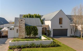 4 Bedroom House in Vierlanden
