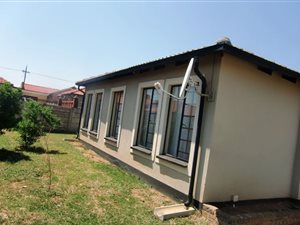3 Bed House in Nellmapius