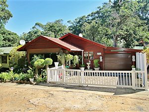 2 Bed Townhouse in Hibberdene