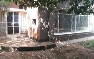 4 Bedroom House in Universitas