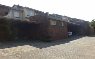 4 Bedroom Duplex in Bruma