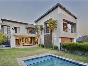 3 Bed House in Waterfall Country Village