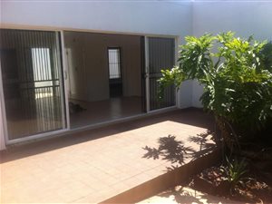 1 Bed Flat in Waterkloof Glen