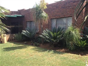 3 Bed House in Claremont