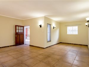 3 Bed House in Greymont