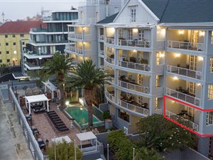 2 bedroom flat for sale in Green Point | T2038546